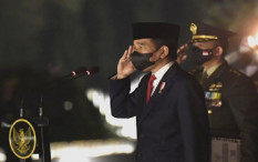 Sebelum Upacara, Jokowi Sampaikan Hormat Sebesar-Besarnya untuk Para Pahlawan