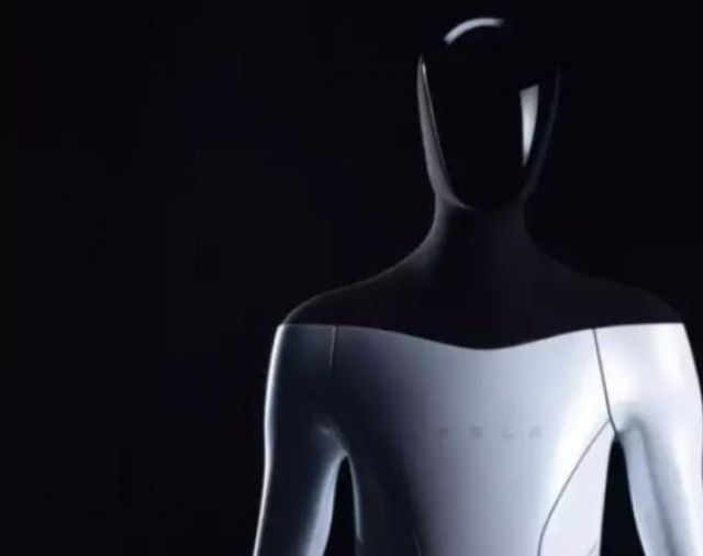 Elon Musk Mengklaim Tesla Rancang 'Manusia' Robot Setinggi 170 Cm