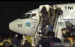 Begini Proses Evakuasi WNI di Afganistan, Izin Mendarat Pesawat Ditunda Berkali-kali