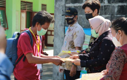 Penanganan Pasien Isoman Pakai Aplikasi Perpesanan