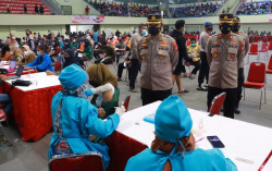 Ada Vaksin Sak Omah di Jogja, Satu Keluarga Bisa Divaksin Semua