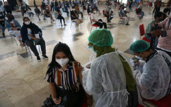 Usia Produktif Jadi Sasaran Vaksinasi