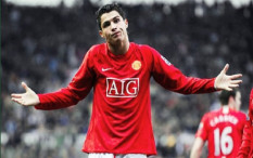 Cristiano Ronaldo Kembali ke MU, Mahfud MD Hingga Via Vallen Ikut Senang