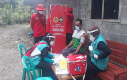 Vaksinasi Door to Door Sasar Warga Pedesaan di Kulonprogo