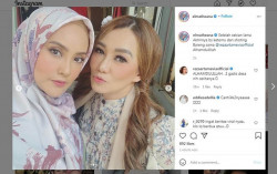 Elma Theana Foto Bareng Reza Artamevia, Warganet Ingatkan Masa Lalu