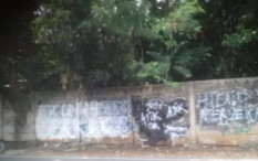 Mural Mirip Presiden Jokowi ‘Okelah 3 Periode’ Raib, Pembuatnya Dicari