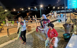 PLN Peduli Berikan Bantuan Edukasi Sekolah Sungai Siluk 