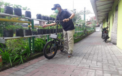 Kampung Stroberi di Jogja Ini Mendongkrak Ekonomi Lokal