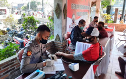 208 Orang Ikut Vaksinasi Covid-19 di Lokasi Penyekatan Magelang-Sleman