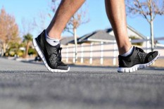 Cara Anda Berjalan Bisa Mengindikasikan Kekurangan Vitamin D