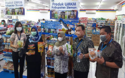 Indomaret Pasarkan Produk UMKM Sleman