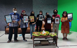 Milad Ilmu Komunikasi: UNY Luncurkan 7 Buku untuk Menandai 7 Tahun Perjalanan