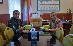 Bertemu Aqua Dwipayana, Danrem 074 Bahas soal Pendidikan hingga Rambut & Perut