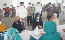 Pengasuh Ponpes Watucongol Mengaku Amati Dahulu Fenomena Vaksin Covid-19