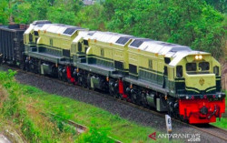 Keren! Ini Penampakan Livery Vintage KA Babaranjang