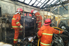 Tak Hanya Jago Urusan Kebakaran, Damkar Kota Jogja Juga Super Hero dalam Melepas Cincin
