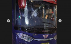 Jelang Laga di Maguwoharjo, Bus Arema Dirusak Menggunakan Gir, Batu, dan Rantai