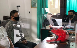 Tomi & Nani Sate Beracun Ternyata Belum Putus: Terima Kasih Atas Cintamu yang Luar Biasa