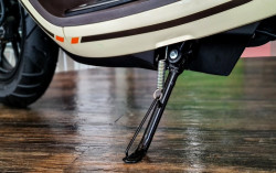 Fitur Keamanan Skutik Honda: Yuk Kenali Cara Kerja Side Stand Switch