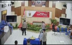Kapolres Nunukan AKBP Syaiful Anwar Hajar Anak Buahnya Gegara Wajah Tak Tampil di Zoom