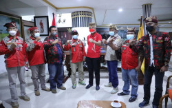 Ulang Tahun, Ganjar Dapat Kejutan Tak Terhingga