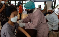 Vaksin Dosis Kedua untuk Wanita dan Ibu Hamil