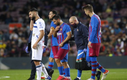 Sesak Napas di Akhir Pertandingan, Sergio Aguero Dibawa ke Rumah Sakit
