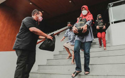 Satu Tahun Operasional, The Manohara Hotel Yogyakarta Berbagi dengan Lingkungan Sekitar