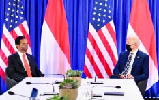 Luhut Bangga Lihat Jokowi Bertemu Joe Biden di Glasglow