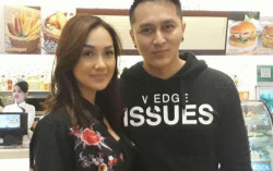 Begini Reaksi Demian Aditya saat Sang Istri Diminta Bikin Konten Mistis Vanessa Angel