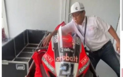 Ducati Marah ke Panitia Sirkuit Mandalika, Kargo Motor Balapnya Dibuka Petugas