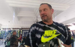 Dipastikan Tidak Out dari PSS, Dejan Berterima Kasih kepada Suporter