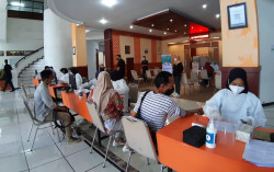 Vaksinasi Jadi Syarat Mahasiswa Masuk Kampus UMBY