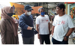Tuntas Ketua PKR Sumbang TV hingga Alat Rumah Tangga untuk Anak-Anak HIV/AIDS Solo