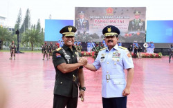 Pensiun, Marsekal Hadi Pulang ke Malang Momong Cucu
