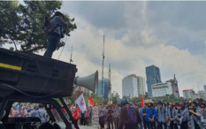 UU Ciptaker jadi Sasaran Buruh saat Serapan Tenaga Kerja Seret