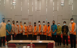 Aqua Dwipayana Ingatkan Guru Harus Bahagia untuk Bisa Membahagiakan 