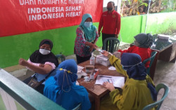 Cegah Varian Omicron, Vaksinasi Terus Dikebut