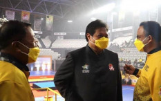 Airlangga Puji Anies saat Pakai Jaket Kuning, Sinyal 2024?