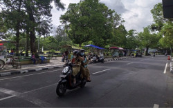 PKL Wates Kecewa dengan Penutupan Alun-Alun