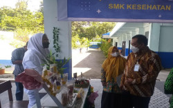 Siswa SMK Kesehatan Dikerahkan untuk Bantu Nakes 