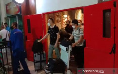 Cegah Omicron, DPR Desak Pemerintah Tutup Pintu Bagi TKA China
