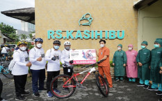 Telkom Regional IV Beri Bantuan untuk Tenaga Medis