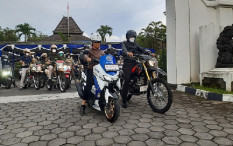 Gunakan Sepeda Motor, Kustini Pantau Pospam Tahun Baru