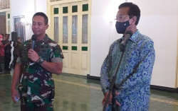 Sultan HB X Bertemu Panglima TNI 3 Jam, Ini yang Dibahas...