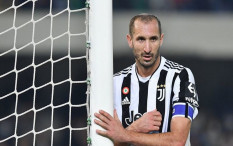 Jelang Pertemuan Kedua Tim, Napoli dan Juventus Justru Diserang Covid-19
