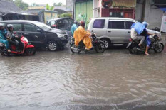 Cara Rawat Jas Hujan 