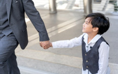 Bawa Anak saat Bekerja, Kenapa Enggak?