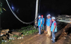 Meski Terkendala Jalan Putus, PLN Berhasil Normalkan Listrik di Pekalongan