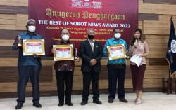 Bupati Kulonprogo Sutedjo Raih Penghargaan Tokoh Motivator & Pemberdayaan Daerah dan Desa 2022